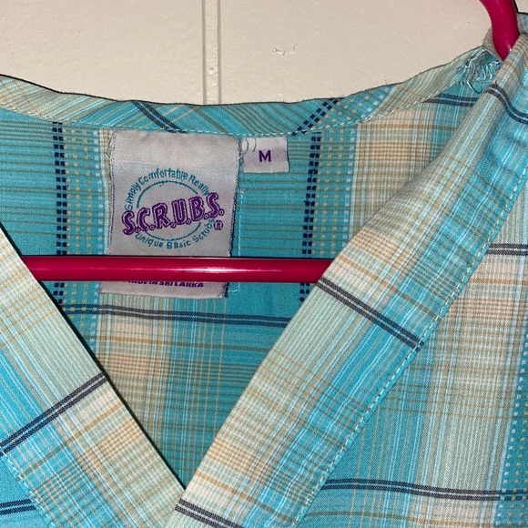 3 pack S.C.R.U.B.S tops women’s Medium good condition. Smoke/pet free home - Picture 2 of 9